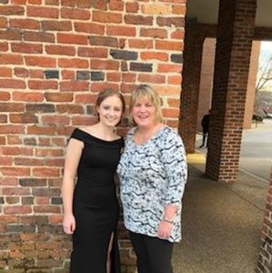 Meet your Posher, Kelly